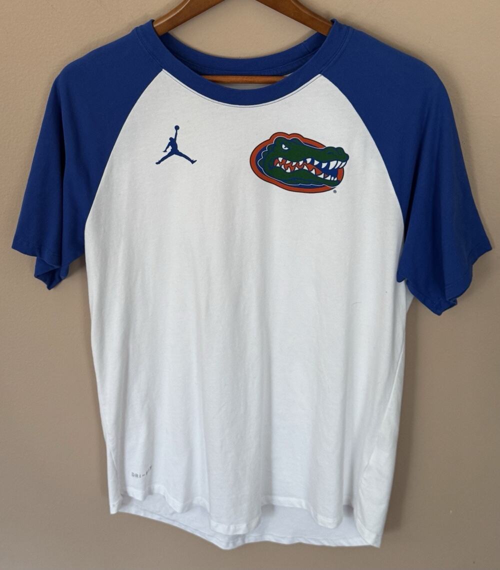 The NIKE Tee Crew Neck T-Shirt FLORIDA GATORS Medium